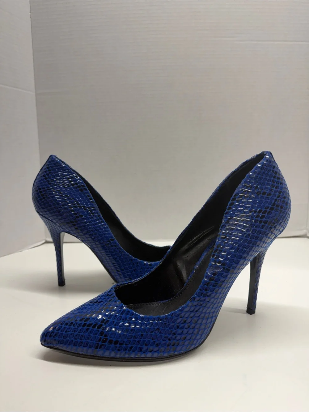 Steve Madden Galery Heels High Heel Shoes Faux Snake Skin Leather Blue Size 11